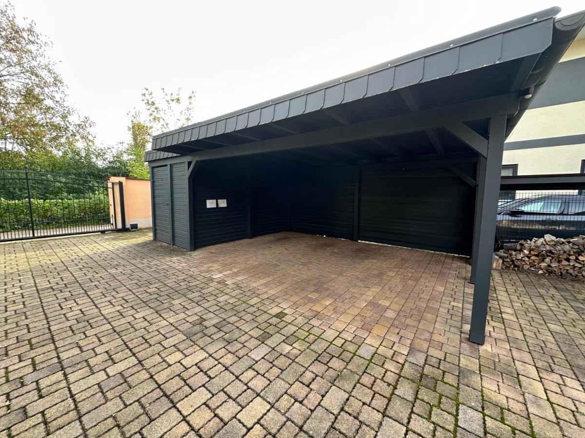 Stadtvilla In Leipzig 7 Personen 3 Schlafzimmer 2 Baeder Garten Und Terrasse Zentral Gelegen Messe Innenstadt Seen Экстерьер фото