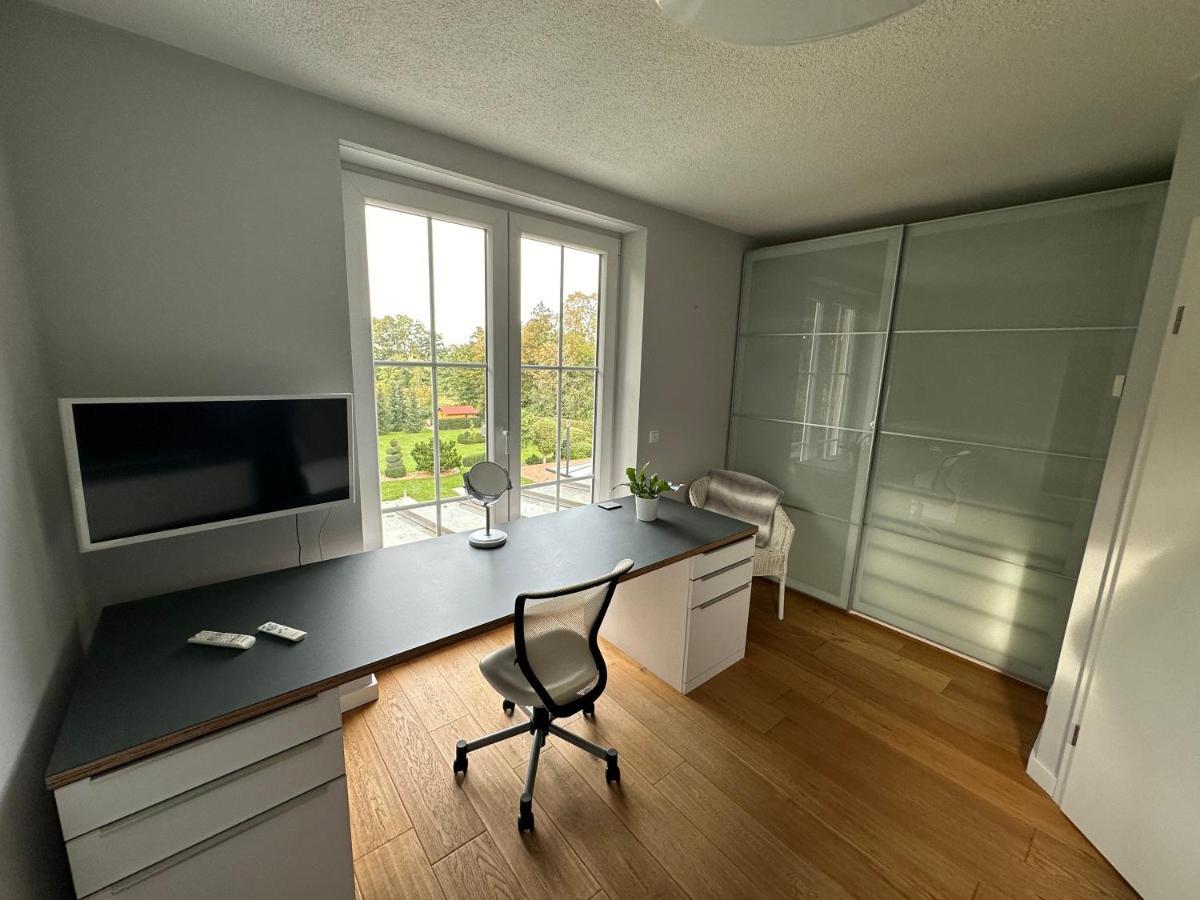 Stadtvilla In Leipzig 7 Personen 3 Schlafzimmer 2 Baeder Garten Und Terrasse Zentral Gelegen Messe Innenstadt Seen Экстерьер фото