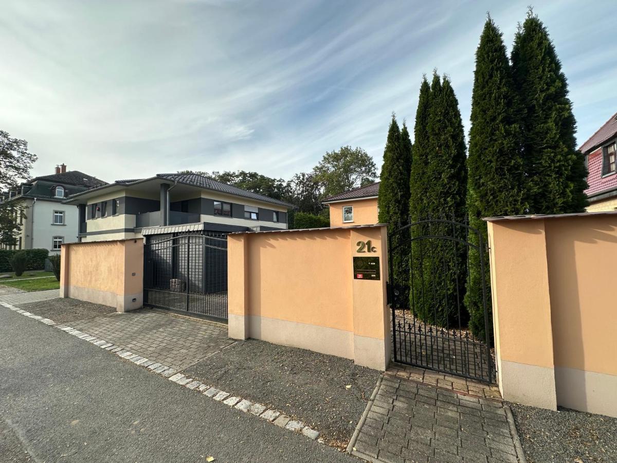 Stadtvilla In Leipzig 7 Personen 3 Schlafzimmer 2 Baeder Garten Und Terrasse Zentral Gelegen Messe Innenstadt Seen Экстерьер фото
